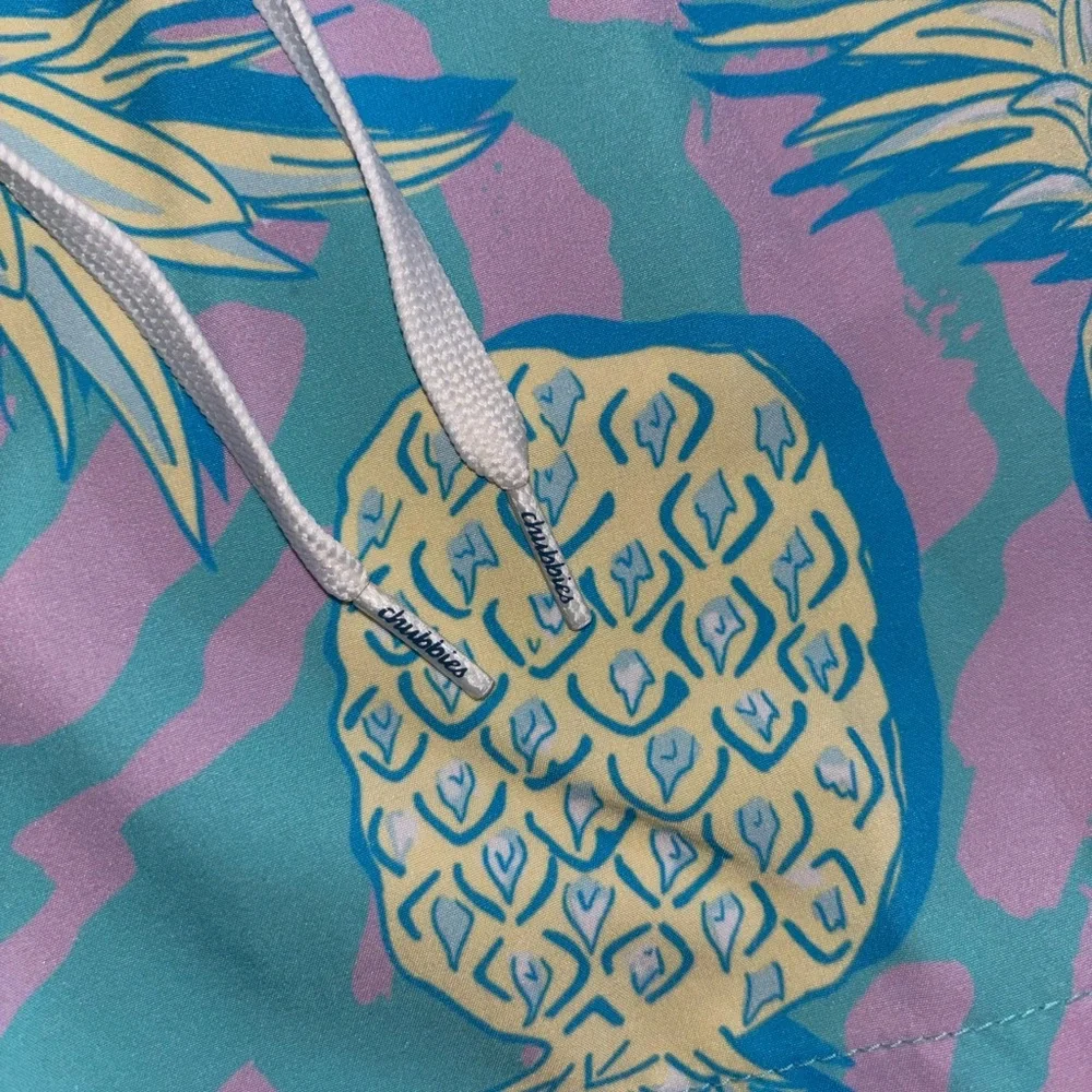 chubbies Pineapple Print Swim Shorts - Aqua Purple